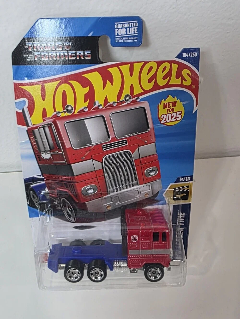 Hot Wheels Optimus Prime